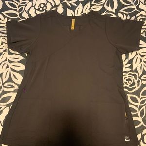 Aero Women’s a scrub Top